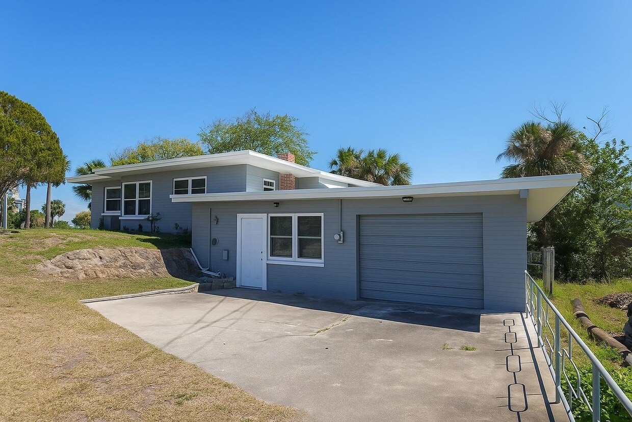 Photo - 2326 S Peninsula Dr (Daytona Beach, FL)