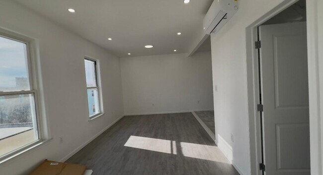 Foto del edificio - 17 Kearny Ave