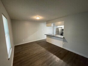 Building Photo - 2005 Belt St