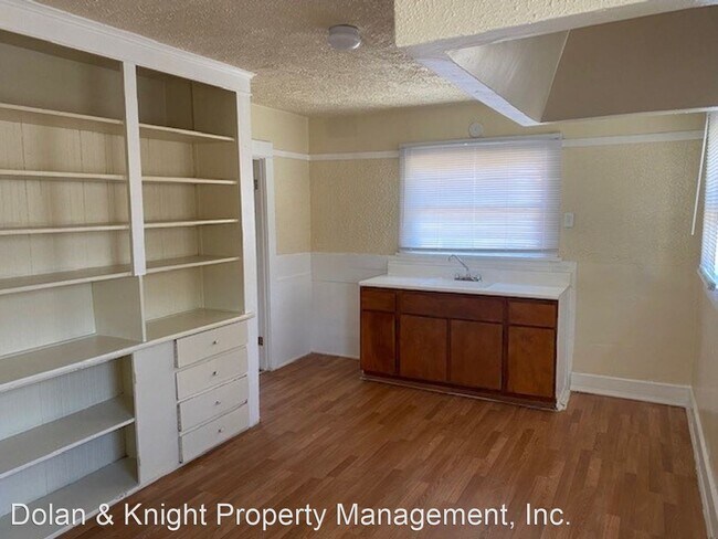 Building Photo - Studio, 1.5 bath House - 1255 S. Glendale ...