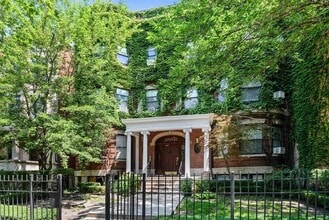 Building Photo - 5713 N Kenmore Ave