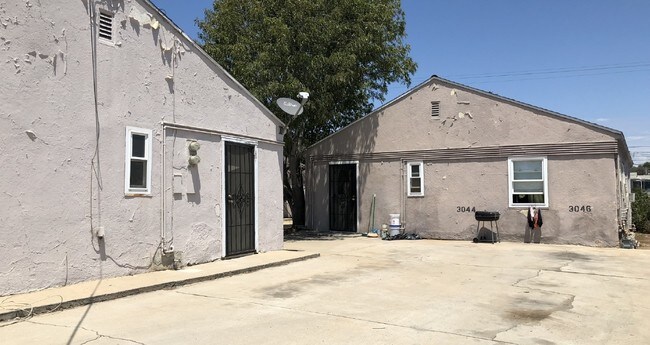 Building Photo - D Avenue Apartments