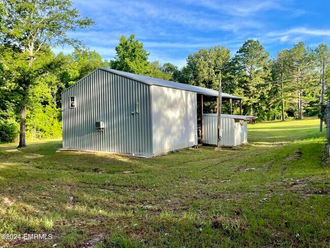 Building Photo - 180 Bethel Church Rd