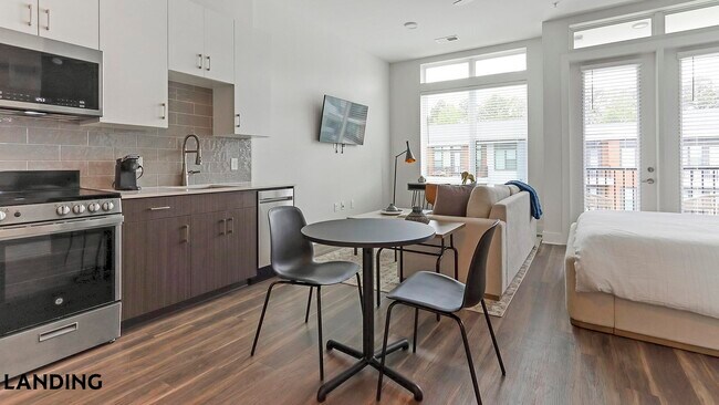 Foto del edificio - 2201 Glenwood Ave SE