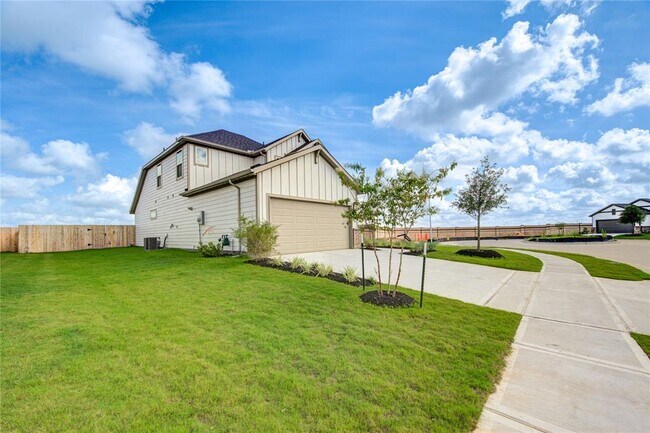 Foto del edificio - 7715 Primrose Myrtle Ln