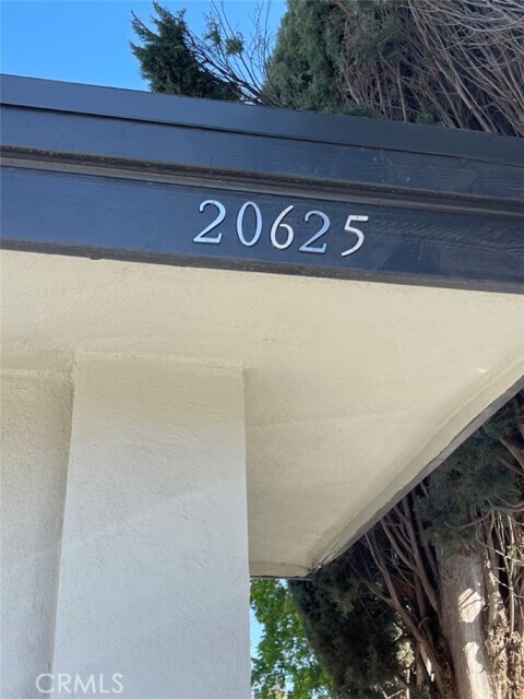 Foto del edificio - 20625 Tuba St