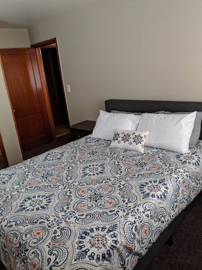 Foto del edificio - 1407 Burrel Ave SE