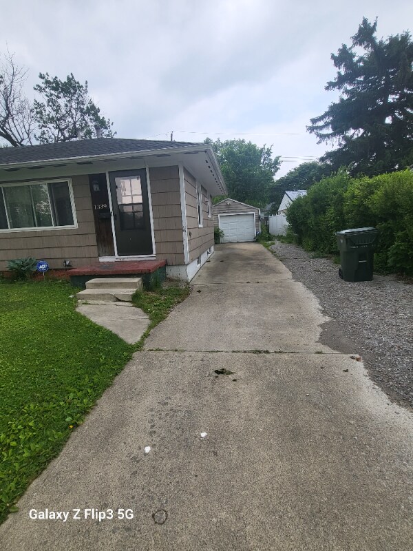 1339 Shady Lane Rd, Columbus, OH 43227 House Rental in Columbus, OH