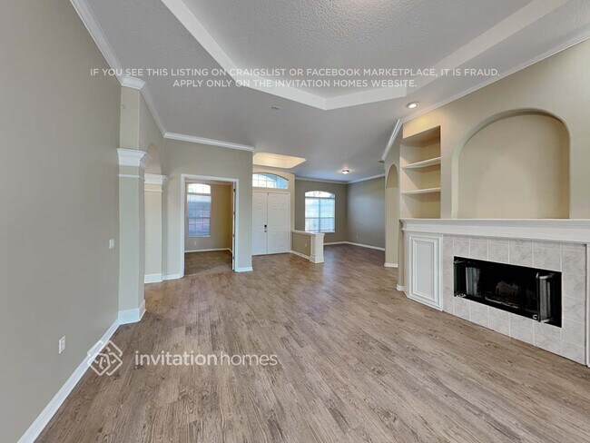 Building Photo - 7119 Pine Valley St