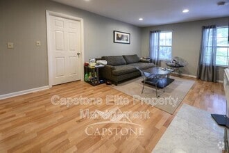 Building Photo - 44 S Orange Ave