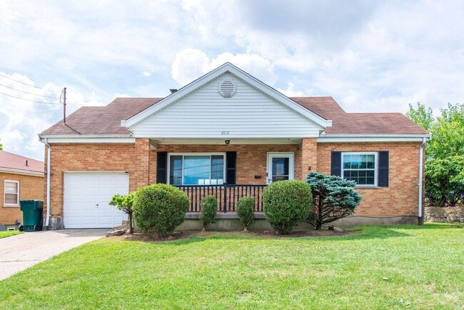 WESTWOOD-4 BEDROOM 2 BATH WITH OPEN FLOOR ... - WESTWOOD-4 BEDROOM 2 BATH WITH OPEN FLOOR ... House