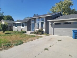Building Photo - 1803 Scorpio Dr