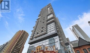 Building Photo - 634 Church St