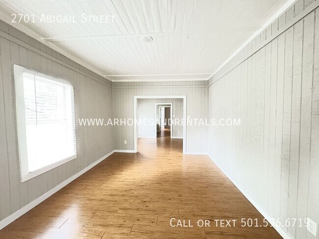 Foto del edificio - 2701 Abigail St