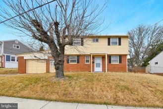 Building Photo - 402 Kerby Hill Rd
