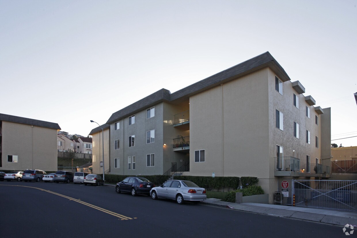 Foto del edificio - St Francis Towers Apartments