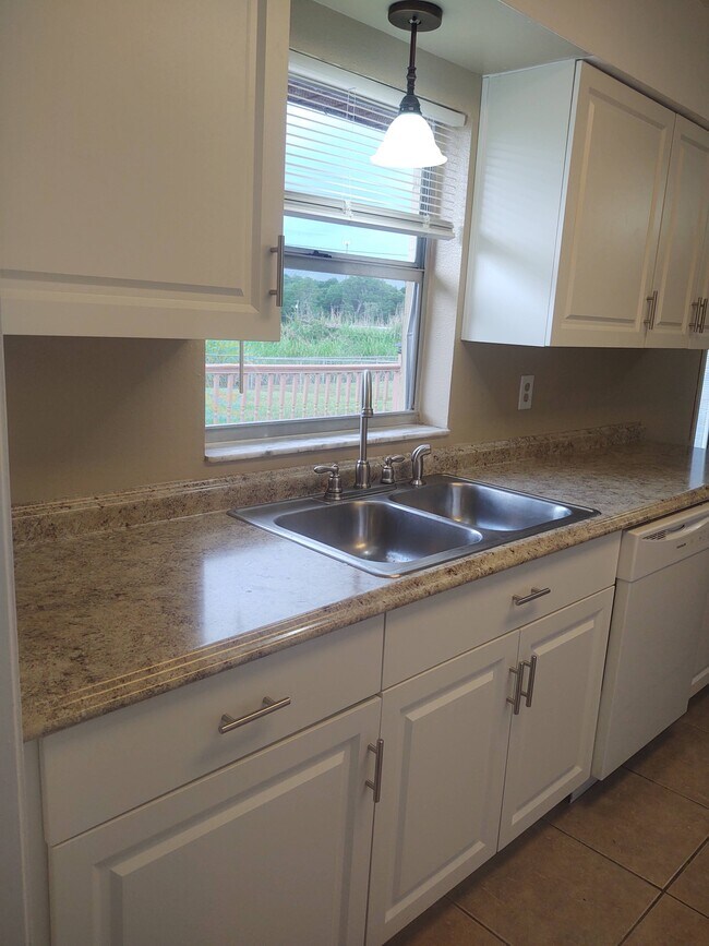 Foto del edificio - 4080 Homestead Dr