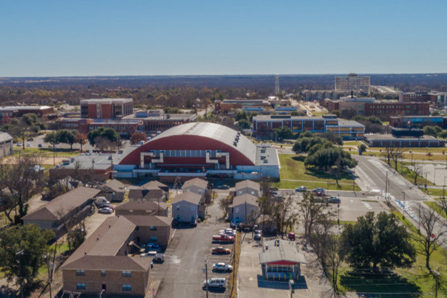 Excelente ubicación: justo a la salida del campus - Gant Apartments