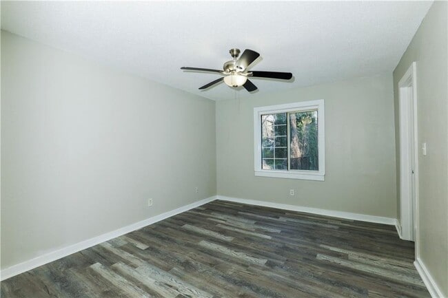 Building Photo - 2065 Alison Ct SW
