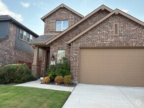 Building Photo - 3937 Chesapeake Ln