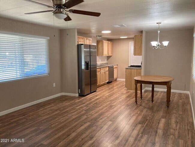 Building Photo - RENT TO OWN! MOVE IN READY! 2 BED 2 BATH M...