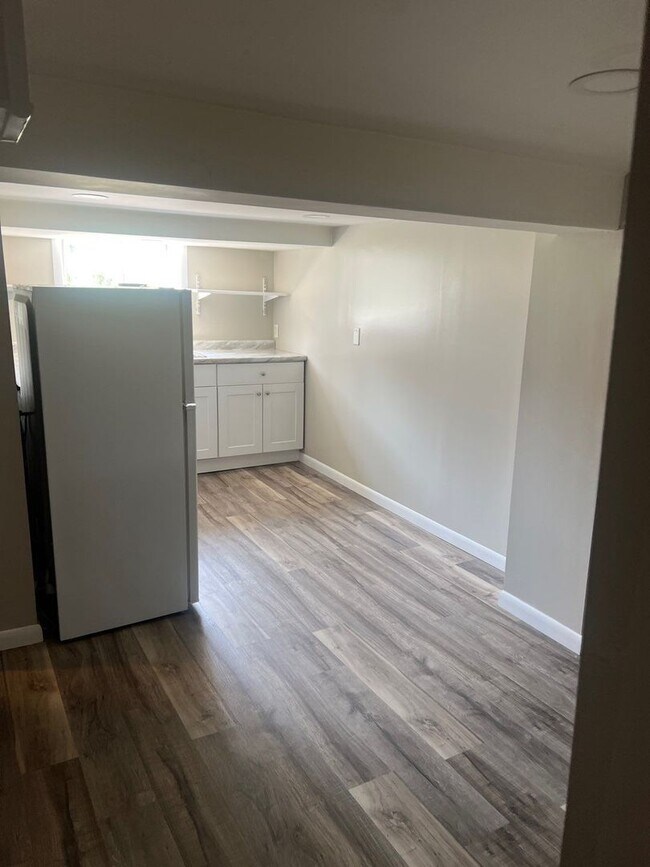 Building Photo - 3329 Michigan St