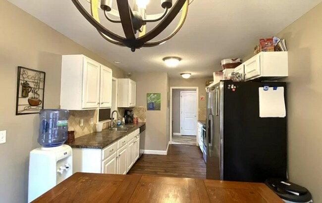 Foto del edificio - 5116 NW Graybeal Ct