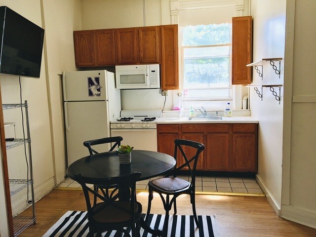 Foto del edificio - 2002 Maple Ave