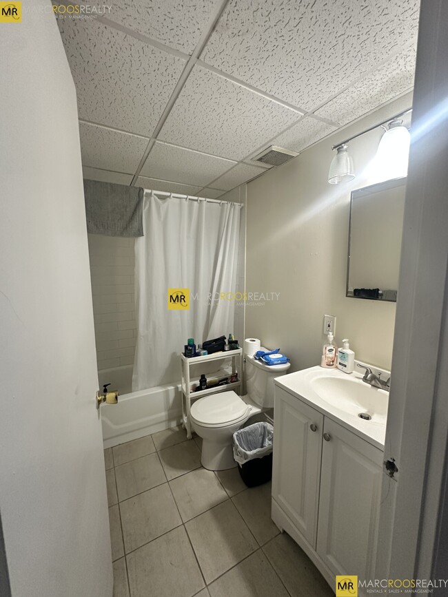 Foto del edificio - 1088 Boylston St