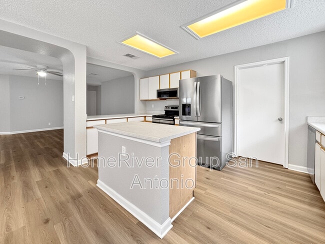 Building Photo - 12523 Rio Paloma