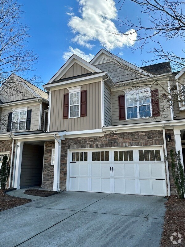 Stone Creek Ranch Apartments for Rent with Utilities Included