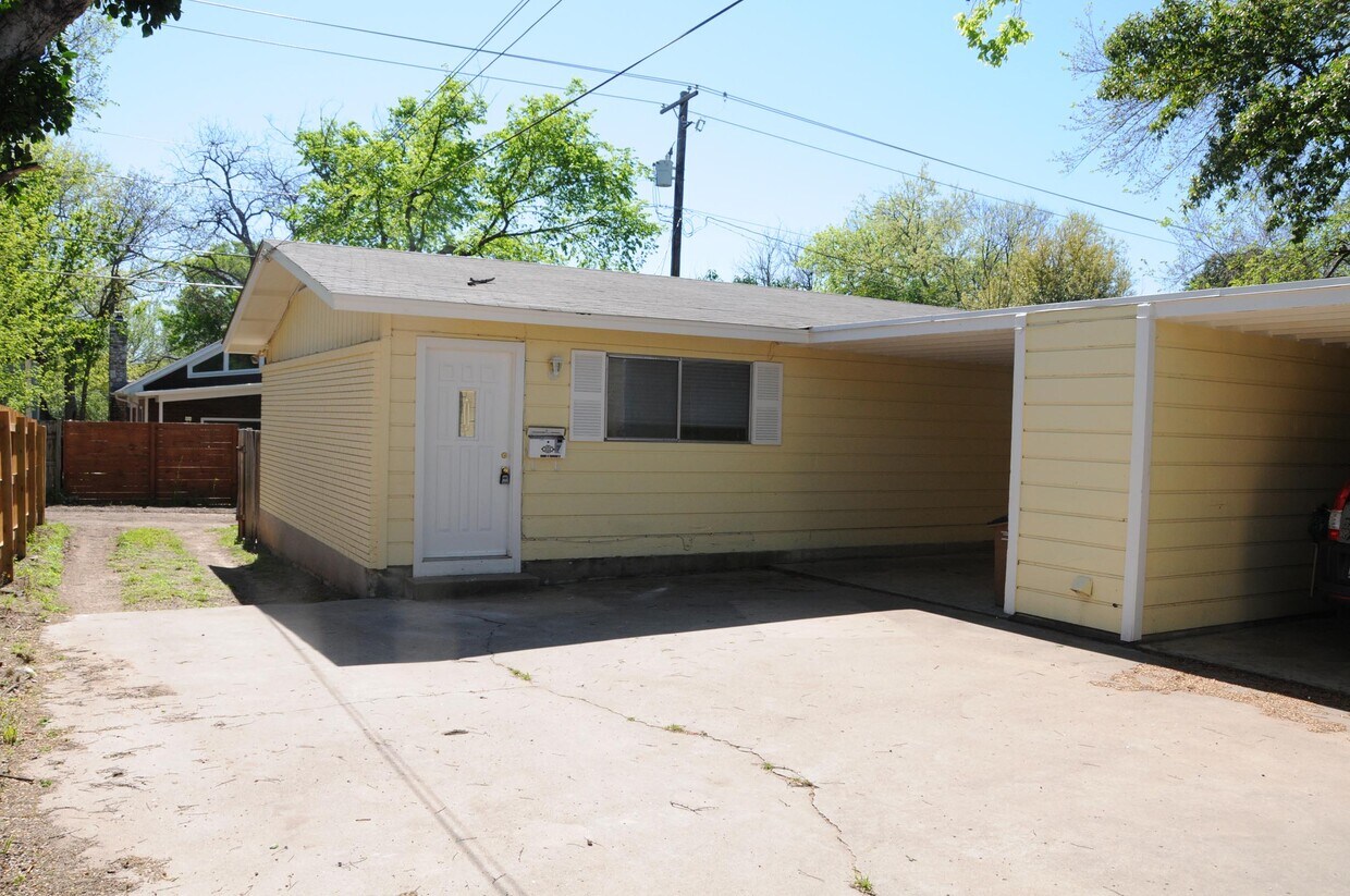 Foto principal - 4805 Avenue G