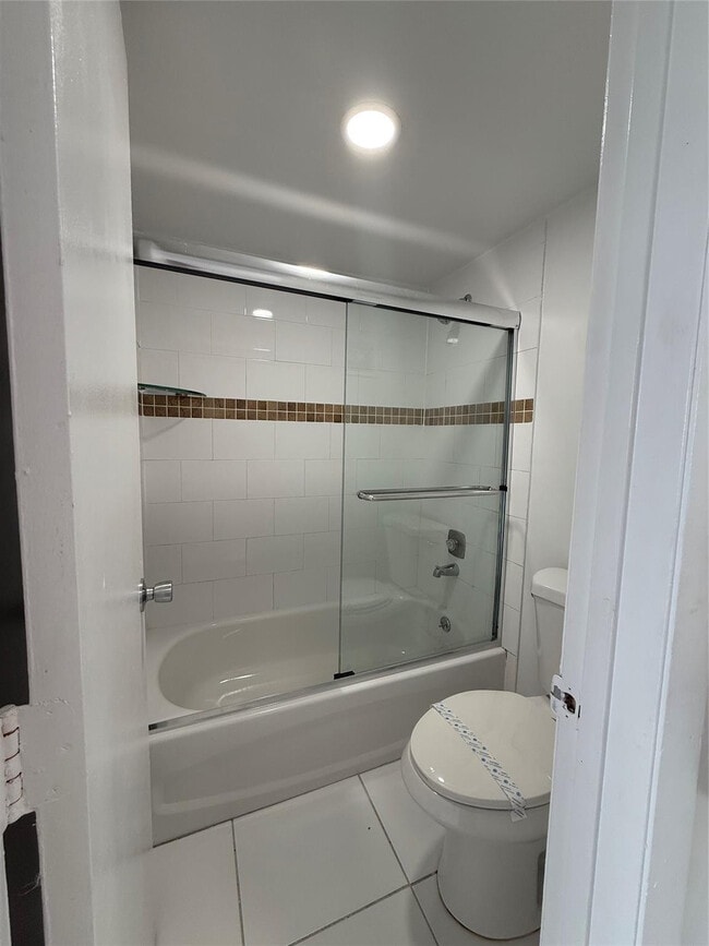 Foto del edificio - 17350 NW 68th Ave