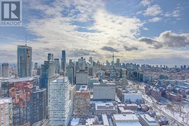 Building Photo - 65-4465 St Mary St