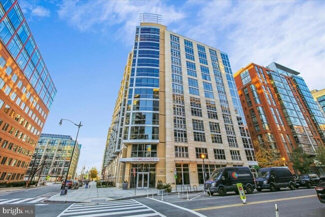 Foto del edificio - 1025 1st St SE