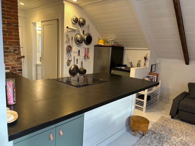 Foto del edificio - 8 Franklin St