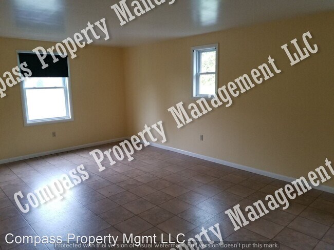 Building Photo - 4934 Amish Rd