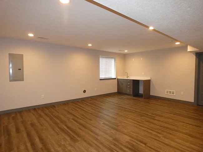 Foto del edificio - 7615 N Mercier Ct