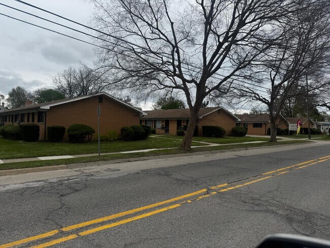 Foto del edificio - ONE11 RESIDENCES - MT CLEMENS - APARTMENTS