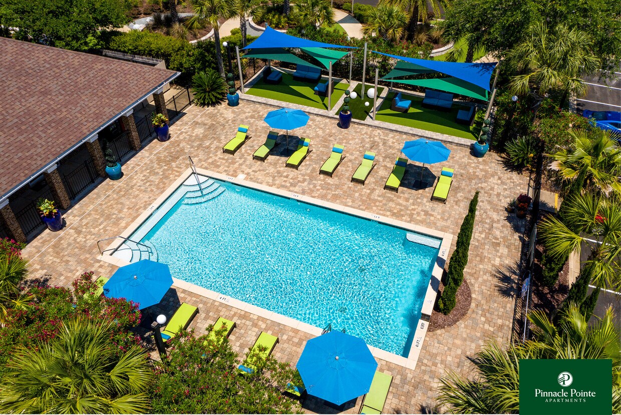 Primary Photo - Pinnacle Pointe Apartments