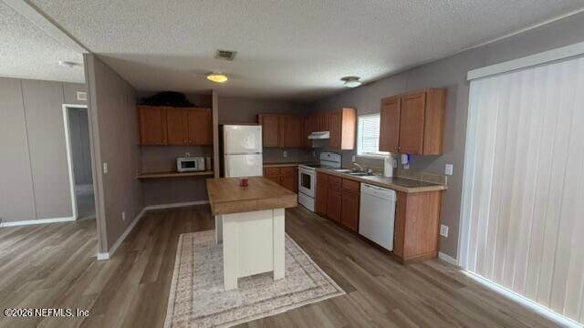 Foto del edificio - 5861 Pringle Rd