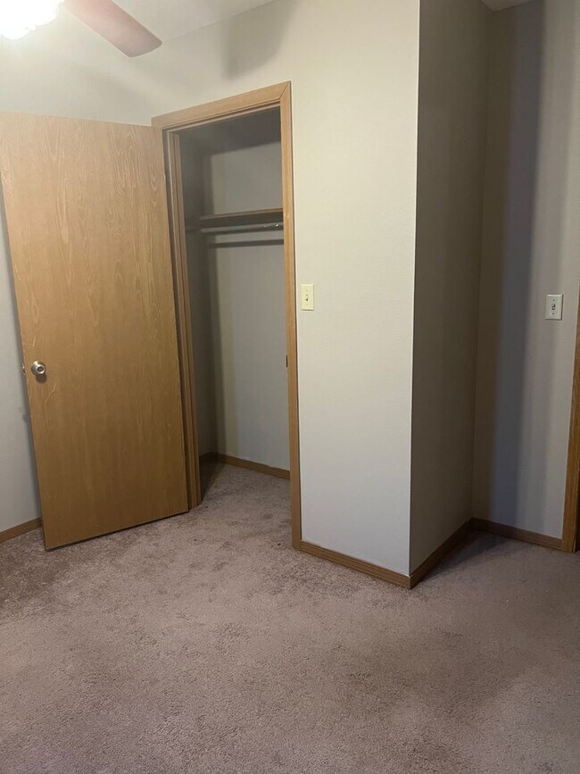 Foto del edificio - 3 bedroom/1.5 bathrooms