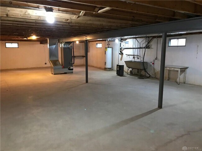 Basement - 11192 Haber Rd
