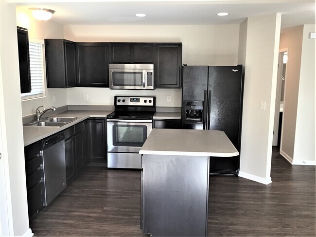 Foto del edificio - 4319 Hunting Hawk Drive