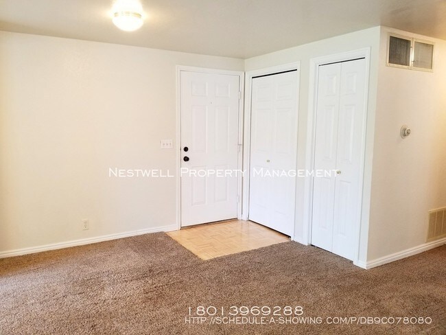 Foto del edificio - Very cute Murray 2 bed 4-plex