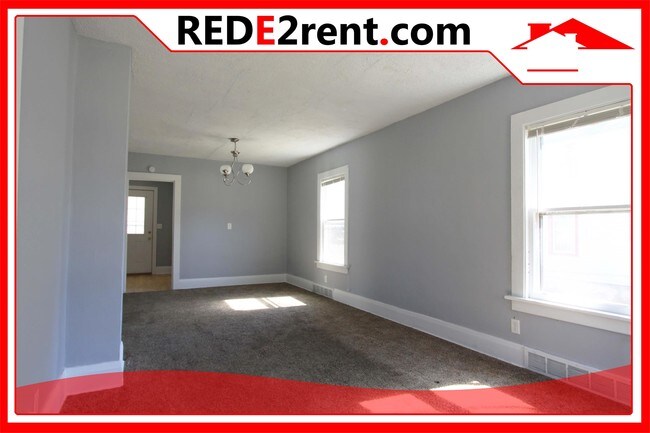 Building Photo - 1233 Hinsdale Ave