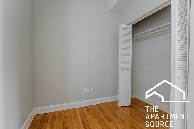 Foto del edificio - 1846 W 18th St