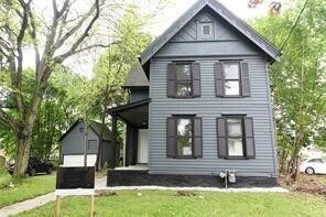 Building Photo - 37 Bigelow St