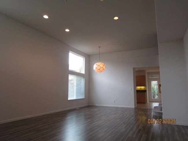 Foto del edificio - Beautiful Home Near Golf Course!! Brand ne...