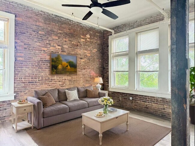 Foto del interior - Farmer's Exchange Athens